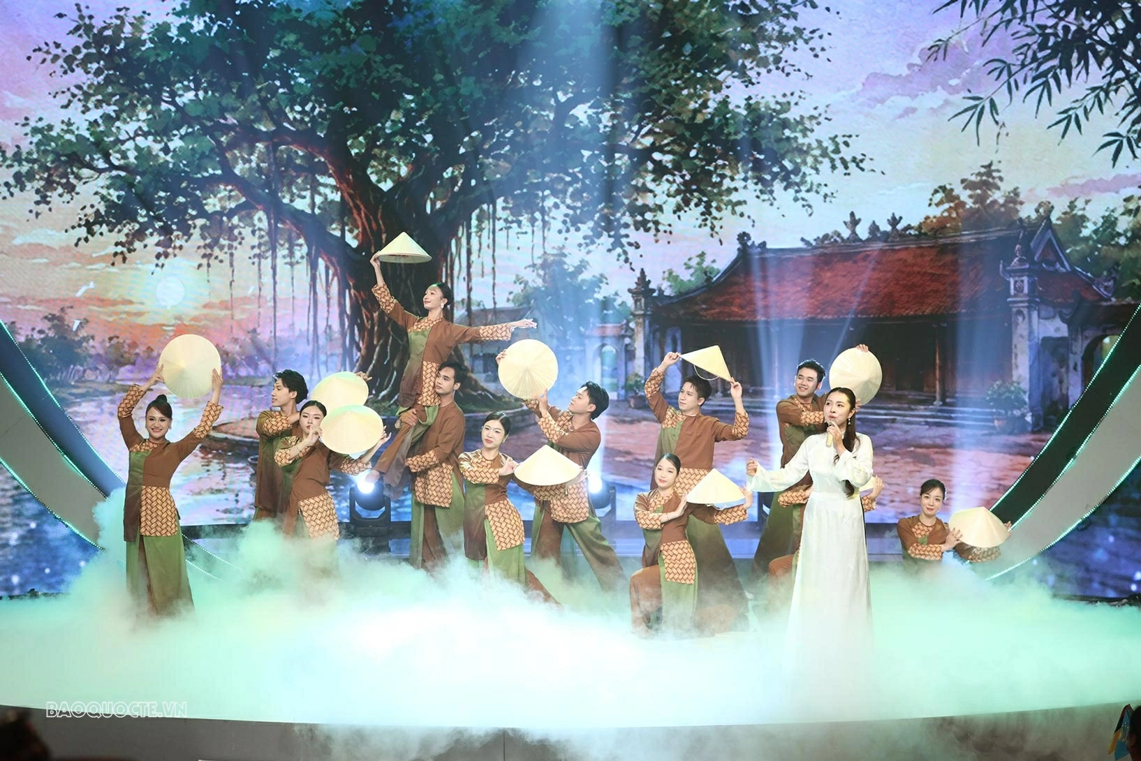 Gala tiếng Việt