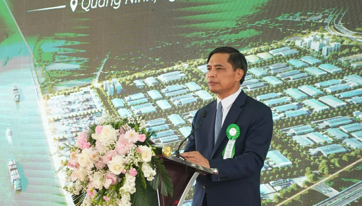 Phó Chủ tịch Thường trực UBND tỉnh Quảng Ninh Vũ Văn Diện phát biểu tại buổi lễ. (Nguồn: BTC)