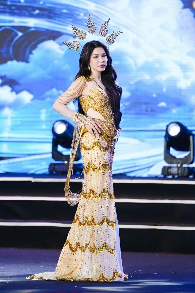 Người đẹp Đồng Tháp giành ngôi Á hậu 1 Hoa hậu Doanh nhân Hương sắc Việt Nam 2026
