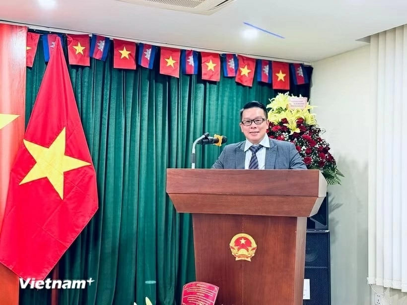 Mở rộng không gian hợp tác giữa các địa phương Việt Nam và Tây Bắc Campuchia