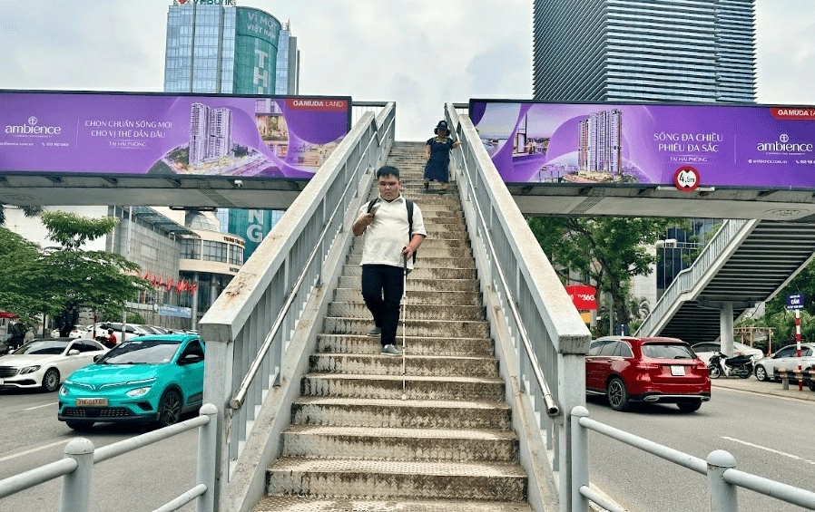 Trải nghiệm sử dụng giao thông công cộng của người khuyết tật: Lắng nghe để không ai bị bỏ lại phía sau
