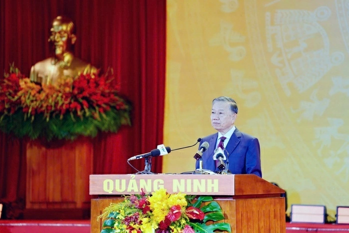 Tổng Bí thư, Chủ tịch nước Tô Lâm: Từ hôm nay, Quảng Ninh mang một tên gọi đô thị mới, một tầm vóc mới và một trách nhiệm lớn hơn Tổng Bí thư, Chủ tịch nước Tô Lâm: Từ hôm nay, Quảng Ninh mang một tên gọi đô thị mới, một tầm vóc mới và một trách nhiệm lớn hơn