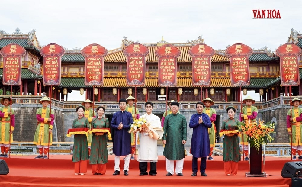 Ca sĩ MONO trở thành Sứ giả quảng bá di sản văn hóa Huế