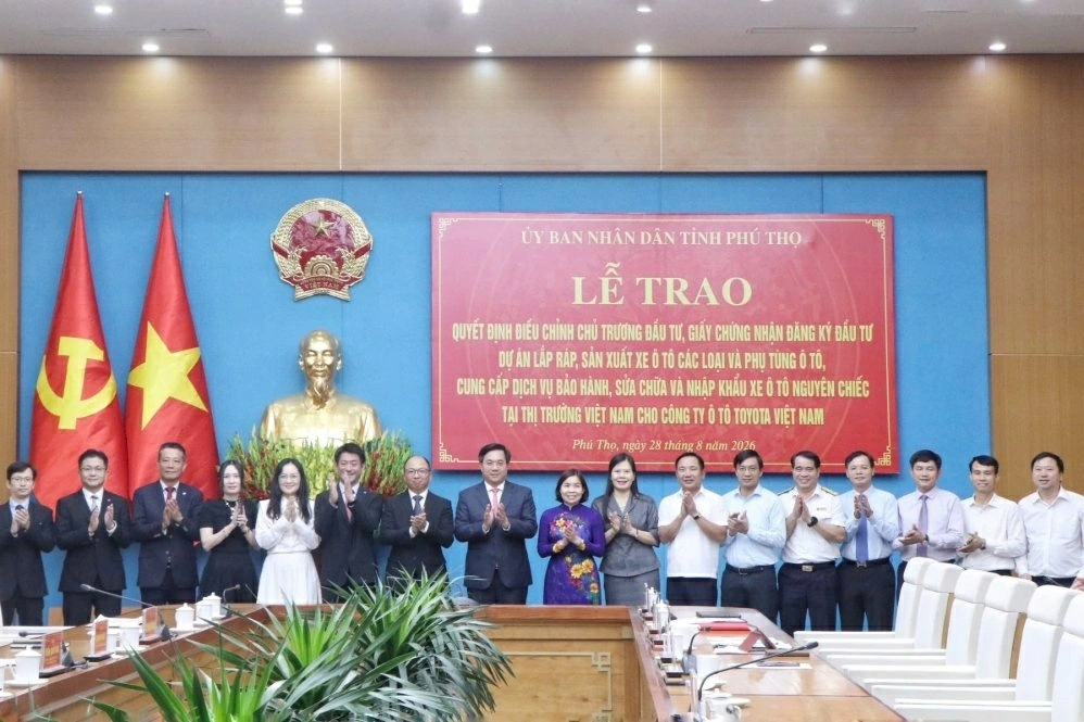 Phú Thọ cấp thủ tục đầu tư cho Công ty Toyota Việt Nam. (Nguồn: UBND tỉnh Phú Thọ) Phú Thọ cấp thủ tục đầu tư cho Công ty Toyota Việt Nam. (Nguồn: UBND tỉnh Phú Thọ)