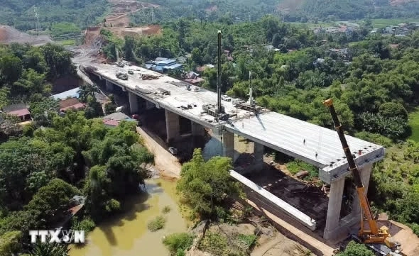 Dự án cao tốc tuyến Chợ Mới-Bắc Kạn qua địa phận xã Thanh Thịnh, tỉnh Thái Nguyên. (Nguồn: TTXVN) Dự án cao tốc tuyến Chợ Mới-Bắc Kạn qua địa phận xã Thanh Thịnh, tỉnh Thái Nguyên. (Nguồn: TTXVN)