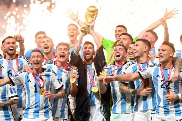 Lionel Messi tuyên bố giã từ đội tuyển quốc gia Argentina, khép lại một chương lịch sử