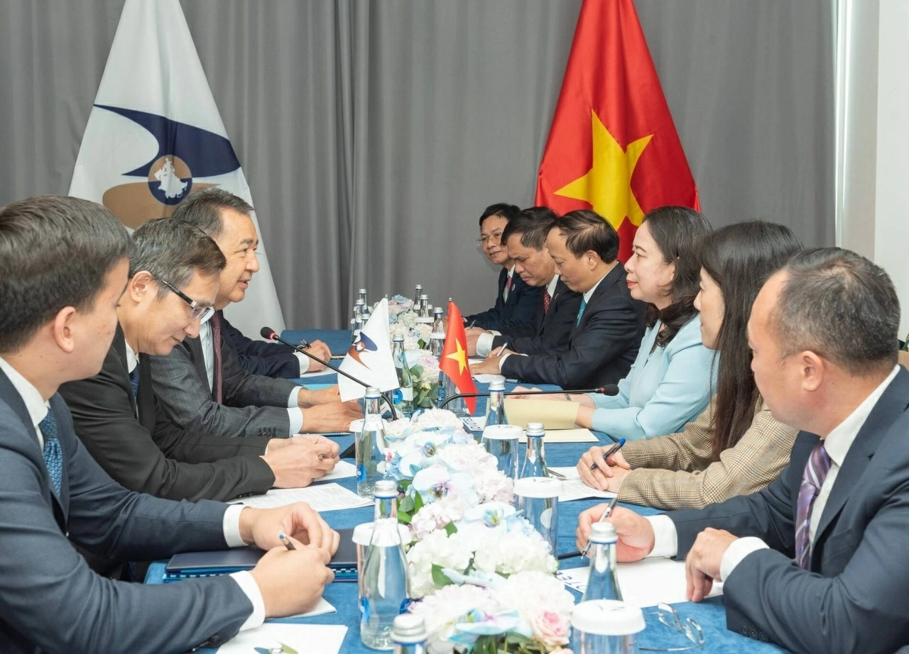 Phó Chủ tịch nước Võ Thị Ánh Xuân tiếp Chủ tịch Ủy ban Kinh tế Á-Âu.