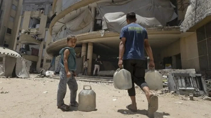 Một triệu người Gaza thiếu nước ngày thứ hai, Liên hợp quốc gióng hồi chuông cảnh báo