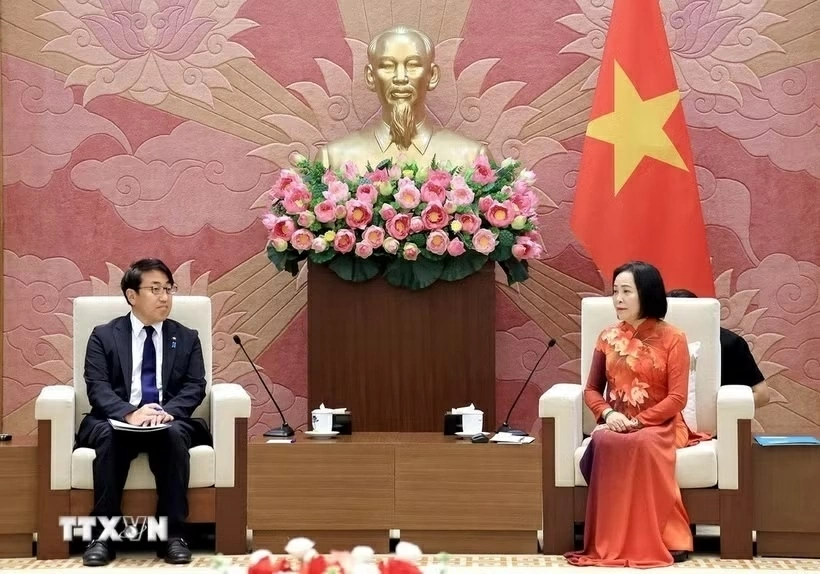 Phó Chủ tịch Quốc hội Nguyễn Thị Thanh tiếp Chủ nhiệm Ủy ban Giáo dục, Văn hóa, Thể thao, Khoa học và Công nghệ Hạ viện Nhật Bản Saito Hiroaki