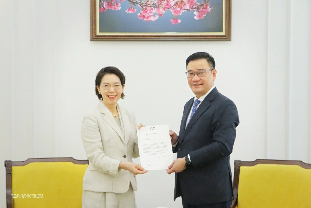 Bộ Ngoại giao tiếp nhận bản sao Thư ủy nhiệm của Đại sứ Na Uy, Bỉ, Hà Lan và Hàn Quốc