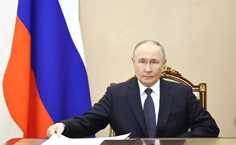 Tổng thống Nga khẳng định có cơ hội giải quyết vấn đề Ukraine bằng ngoại giao, tiết lộ điều làm ông hoàn toàn bất ngờ Tổng thống Nga khẳng định có cơ hội giải quyết vấn đề Ukraine bằng ngoại giao, tiết lộ điều làm ông hoàn toàn bất ngờ