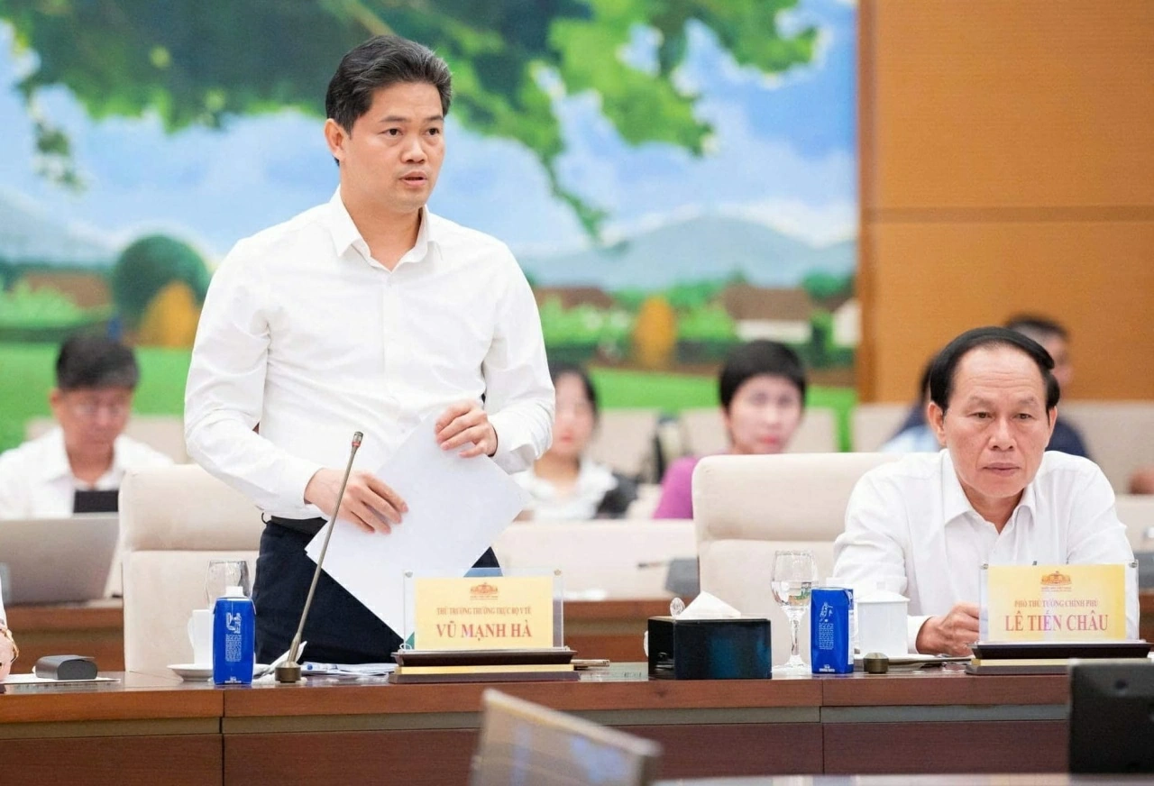 Ủy ban Thường vụ Quốc hội cho ý kiến dự án Luật sửa đổi, bổ sung 5 luật thuộc lĩnh vực y tế, xã hội Ủy ban Thường vụ Quốc hội cho ý kiến dự án Luật sửa đổi, bổ sung 5 luật thuộc lĩnh vực y tế, xã hội