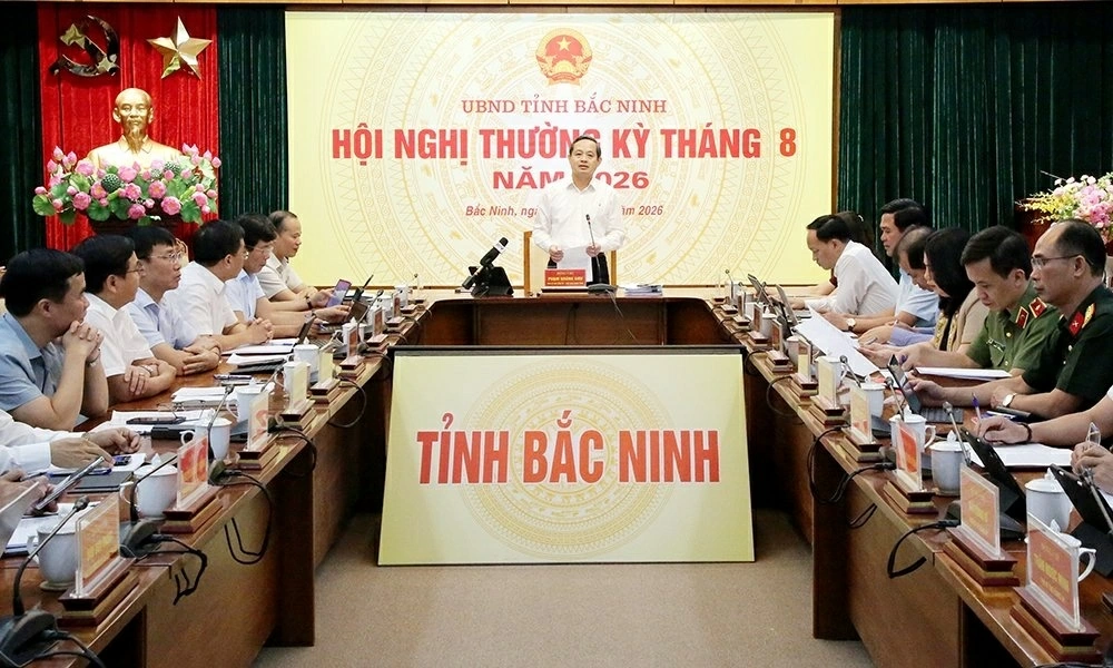 Chủ tịch UBND tỉnh Bắc Ninh Phạm Hoàng Sơn chủ trì Hội nghị thường kỳ tháng 8/2026 của UBND tỉnh, đánh giá tình hình kinh tế-xã hội và cho ý kiến về một số nhiệm vụ quan trọng trong thời gian tới. Chủ tịch UBND tỉnh Bắc Ninh Phạm Hoàng Sơn chủ trì Hội nghị thường kỳ tháng 8/2026 của UBND tỉnh, đánh giá tình hình kinh tế-xã hội và cho ý kiến về một số nhiệm vụ quan trọng trong thời gian tới.