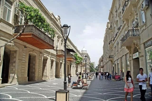 BAKU - Thành phố của gió, lửa và những con người nhân hậu