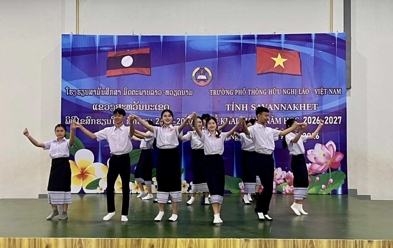 Tổng Lãnh sự Việt Nam tại Savannakhet dự Lễ Khai giảng năm học 2026 - 2027 Trường Phổ thông Hữu nghị Lào - Việt Nam Tổng Lãnh sự Việt Nam tại Savannakhet dự Lễ Khai giảng năm học 2026 - 2027 Trường Phổ thông Hữu nghị Lào - Việt Nam