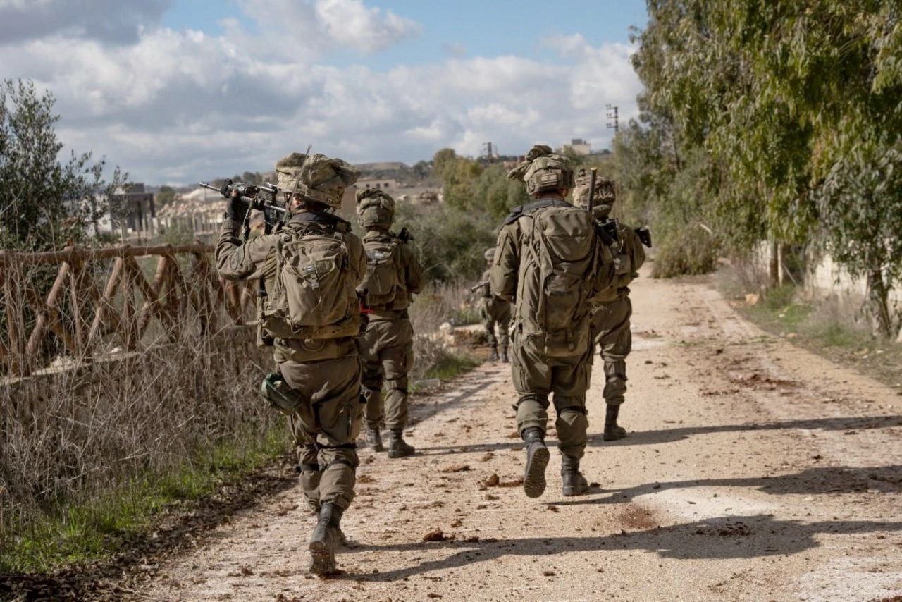 Israel lên kế hoạch rút quân tại miền Nam Lebanon, phóng nhầm một tên lửa đánh chặn