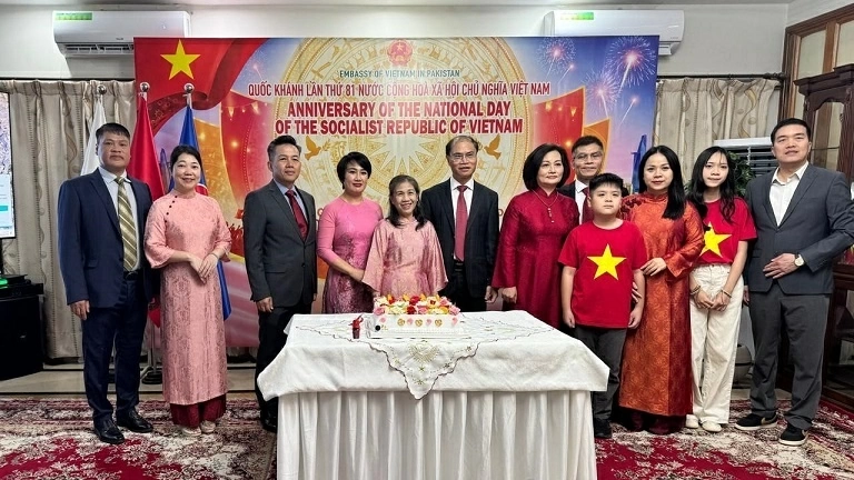 Đại sứ quán Việt Nam tại Pakistan trang trọng tổ chức kỷ niệm 81 năm Quốc khánh 2/9 Đại sứ quán Việt Nam tại Pakistan trang trọng tổ chức kỷ niệm 81 năm Quốc khánh 2/9