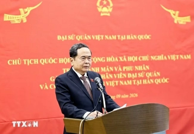 Chủ tịch Quốc hội gặp gỡ cộng đồng người Việt Nam tại Hàn Quốc