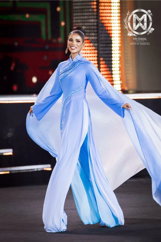 Chung kết Miss World: 26 người đẹp quốc tế kể câu chuyện Việt Nam qua Áo dài Ngô Nhật Huy