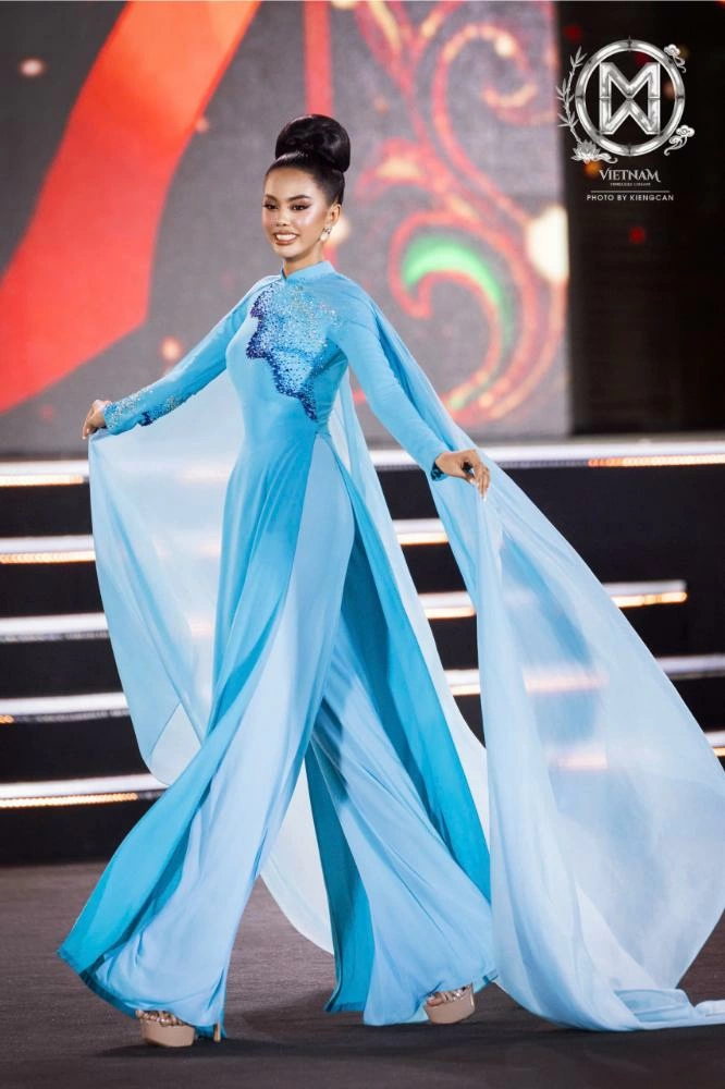 Chung kết Miss World: 26 người đẹp quốc tế kể câu chuyện Việt Nam qua Áo dài Ngô Nhật Huy
