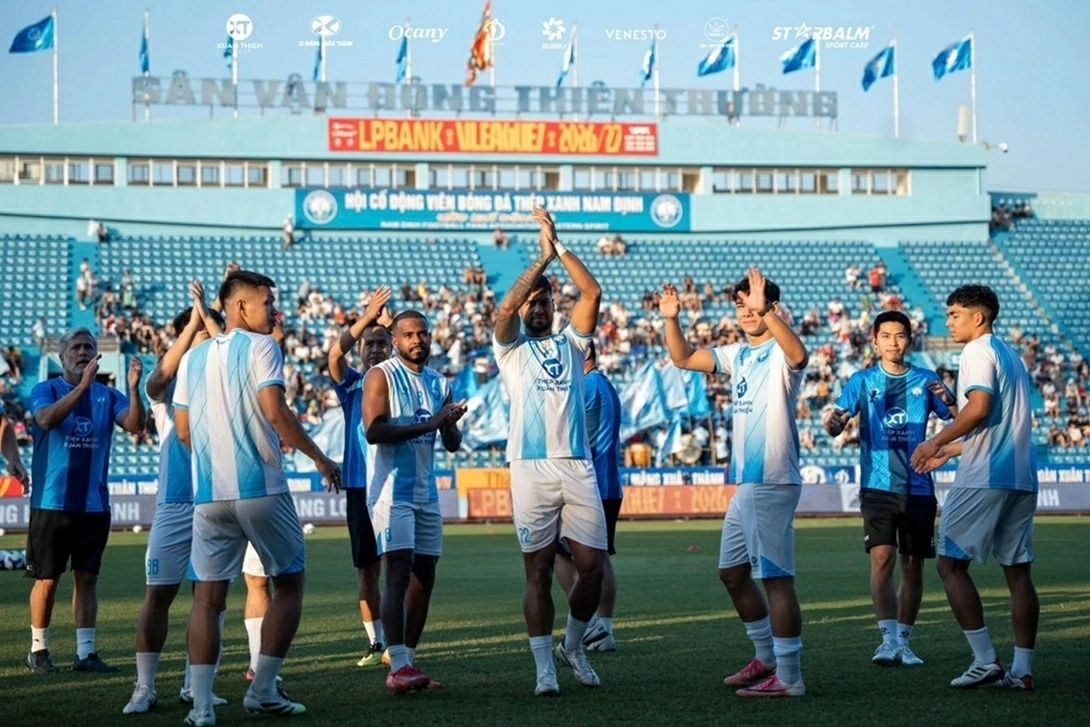 Vòng 1 V-League 2026/27: Thép Xanh Nam Định dẫn đầu bảng, Thanh Hóa thắng kịch tính SHB Đà Nẵng