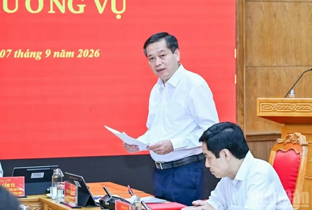 Phát huy cao nhất tinh thần trách nhiệm, bảo đảm chất lượng, tiến độ các nhiệm vụ trọng tâm Phát huy cao nhất tinh thần trách nhiệm, bảo đảm chất lượng, tiến độ các nhiệm vụ trọng tâm