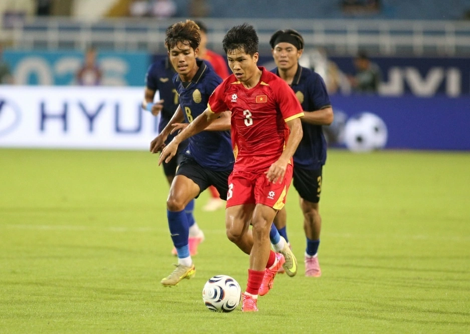 Văn Vĩ chấn thương, lỡ hẹn FIFA ASEAN Cup 2026