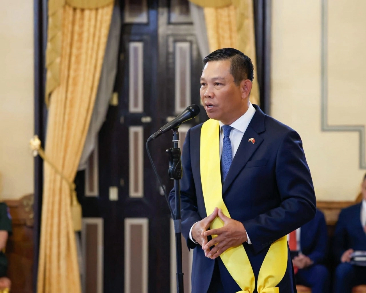 Venezuela trao tặng Huân chương Francisco de Miranda hạng Nhất cho Đại sứ Vũ Trung Mỹ nhân kết thúc nhiệm kỳ công tác