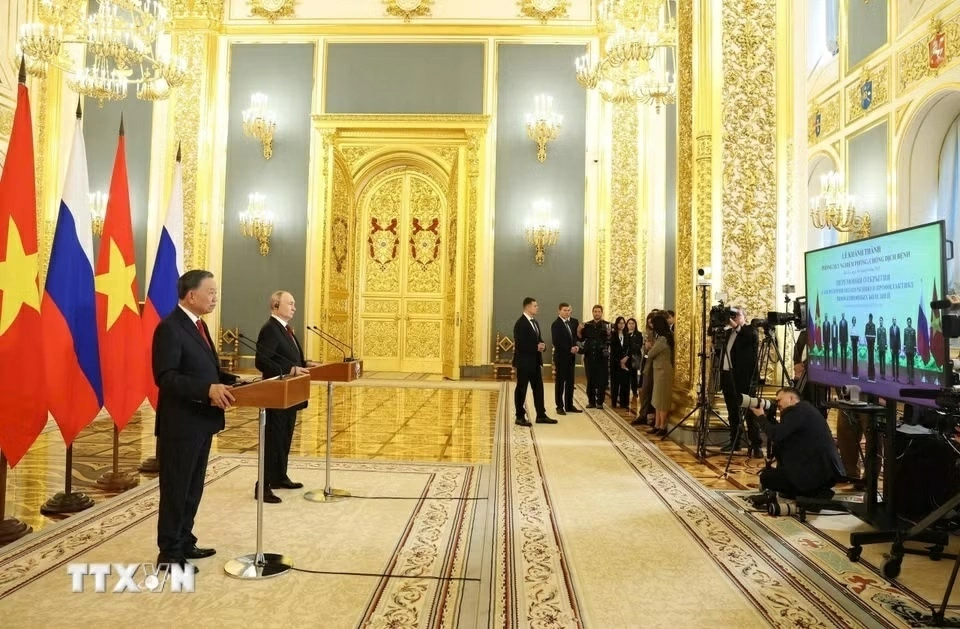 Tổng Bí thư, Chủ tịch nước Tô Lâm hội đàm với Tổng thống Nga Vladimir Putin Tổng Bí thư, Chủ tịch nước Tô Lâm hội đàm với Tổng thống Nga Vladimir Putin