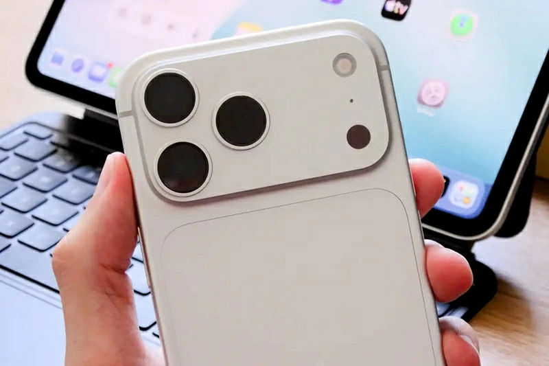 Tâm điểm trên hệ thống camera iPhone 18 Pro năm nay nằm ở camera chính Fusion 48MP với khẩu độ có thể thay đổi. Tâm điểm trên hệ thống camera iPhone 18 Pro năm nay nằm ở camera chính Fusion 48MP với khẩu độ có thể thay đổi.