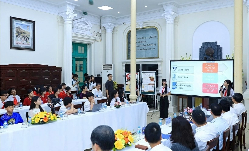 Hà Nội đặt hàng tri thức cho những bài toán lớn của Thủ đô Hà Nội đặt hàng tri thức cho những bài toán lớn của Thủ đô