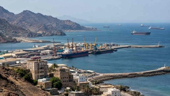 Tình hình Yemen: Houthi kiểm soát thành phố cảng chiến lược, chính phủ tuyên bố chỉ là tạm thời. (Nguồn: UAE Times)