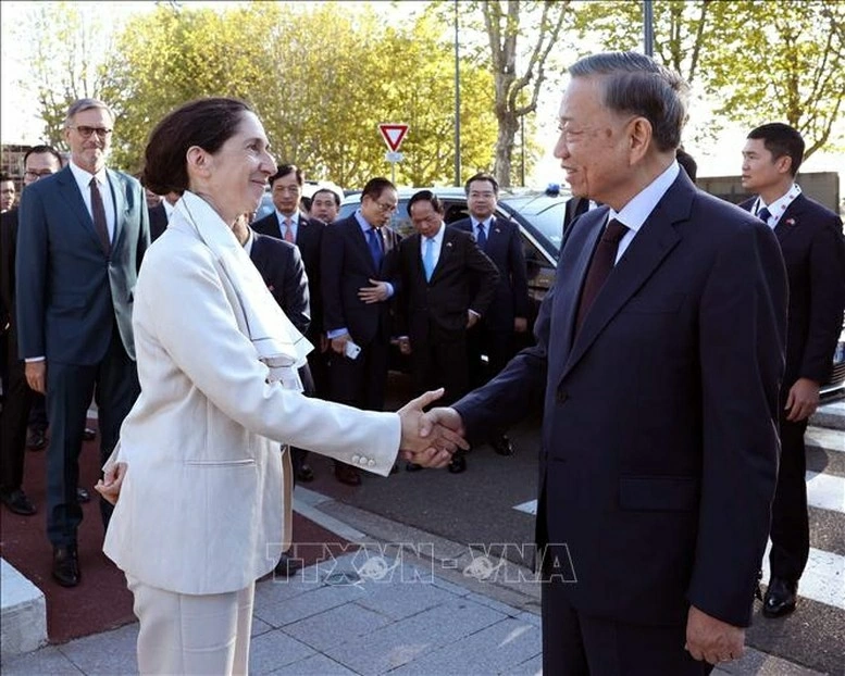 Tổng Bí thư, Chủ tịch nước Tô Lâm làm việc với Uỷ ban Năng lượng nguyên tử và Năng lượng thay thế của Pháp - cơ sở Paris-Saclay (CEA-Saclay). (Nguồn: TTXVN)