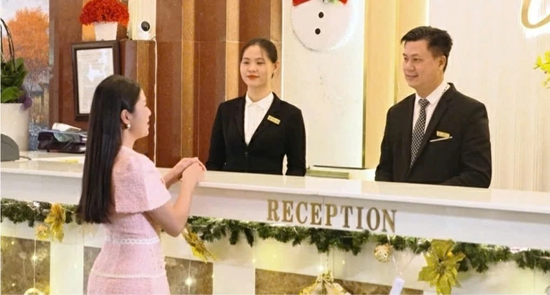 Nhân lực khách sạn tại TP. HCM: vừa thiếu người, vừa thiếu người làm được việc