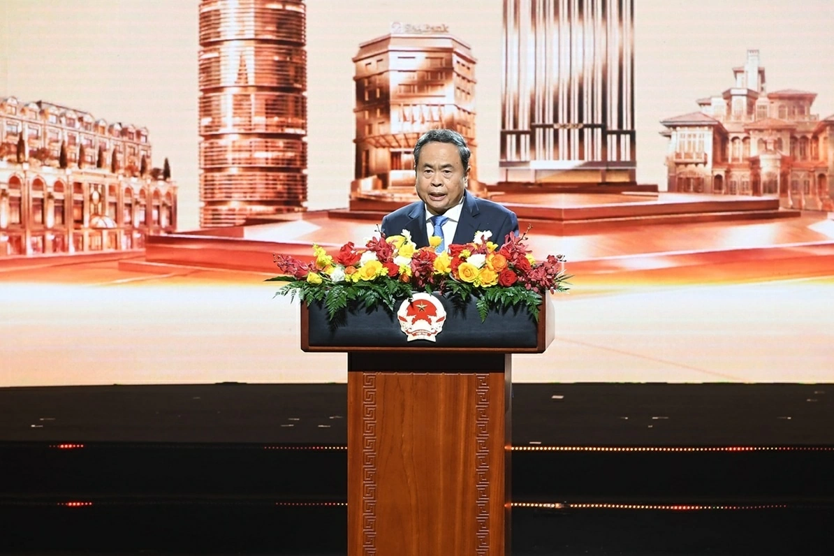 Doanh nhân Nguyễn Thị Nga được trao tặng Danh hiệu Anh hùng Lao động, Ngân hàng SeABank nhận Huân chương Lao động hạng Nhất và Bằng khen từ Bộ Công an