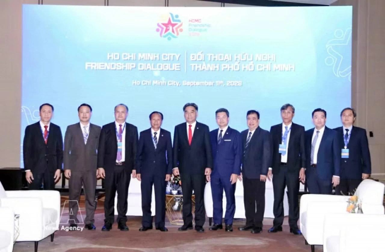 Phó Chủ tịch Thường trực UBND TP. Hồ Chí Minh tiếp lãnh đạo các địa phương quốc tế, đưa quan hệ hữu nghị vào chiều sâu Phó Chủ tịch Thường trực UBND TP. Hồ Chí Minh tiếp lãnh đạo các địa phương quốc tế, đưa quan hệ hữu nghị vào chiều sâu