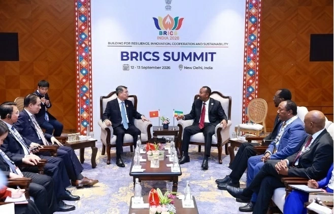 Thủ tướng Lê Minh Hưng gặp Thủ tướng Ethiopia