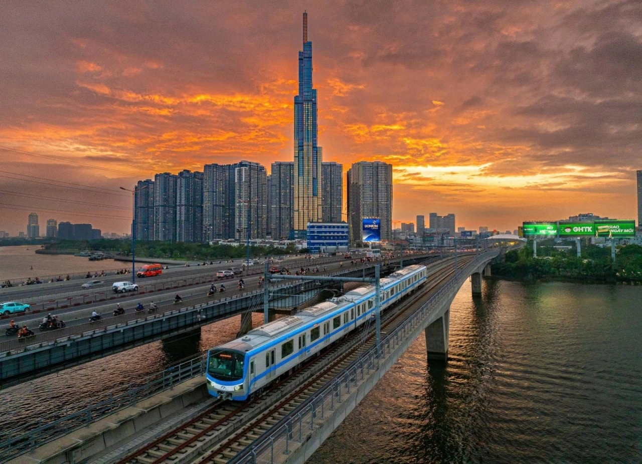 Giao thông xanh và phát triển nguồn nhân lực công nghệ cao: Kinh nghiệm quốc tế cho TP. Hồ Chí Minh trong chuyển đổi xanh Chuyên gia quốc tế chia sẻ kinh nghiệm cho TP. Hồ Chí Minh trong chuyển đổi xanh