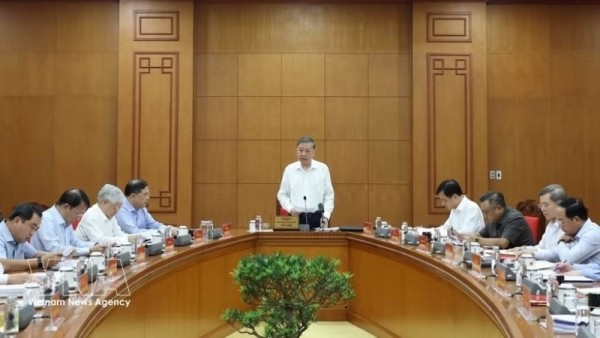 Party General Secretary, President To Lam calls for clearer rules on Party members engaged in private business