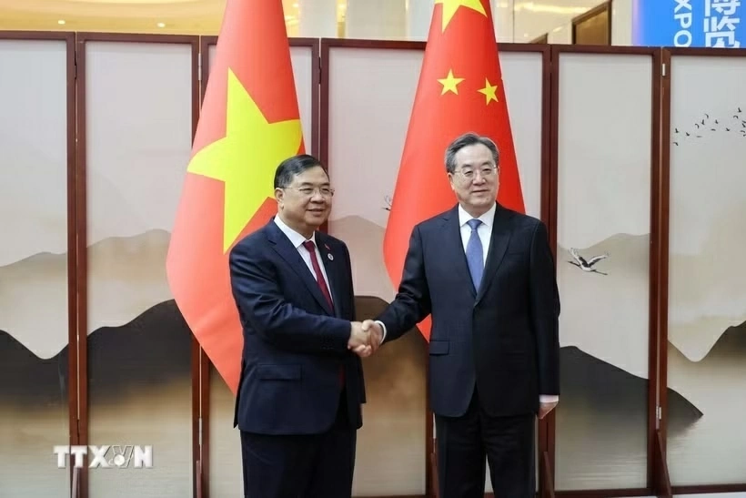 Quan hệ Việt - Trung thời gian qua tiến triển tích cực, toàn diện Quan hệ Việt - Trung thời gian qua tiến triển tích cực, toàn diện