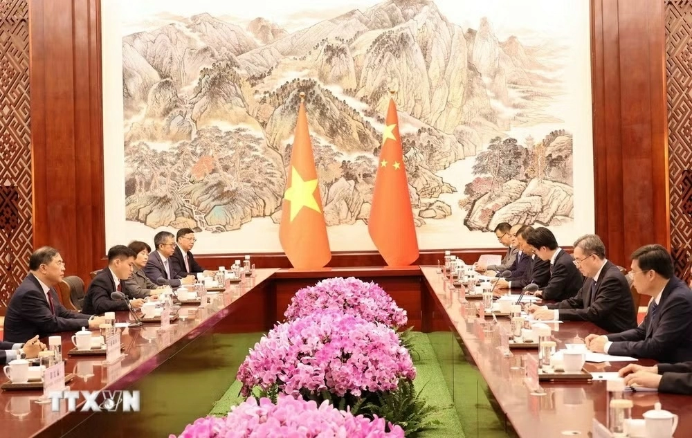 Quan hệ Việt - Trung thời gian qua tiến triển tích cực, toàn diện Quan hệ Việt - Trung thời gian qua tiến triển tích cực, toàn diện