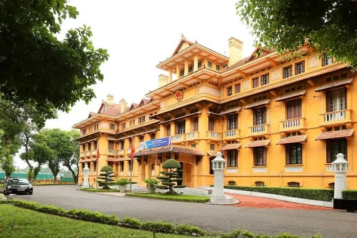 Một con tem, 125 quốc gia và lời cam kết đúng hẹn của Việt Nam
