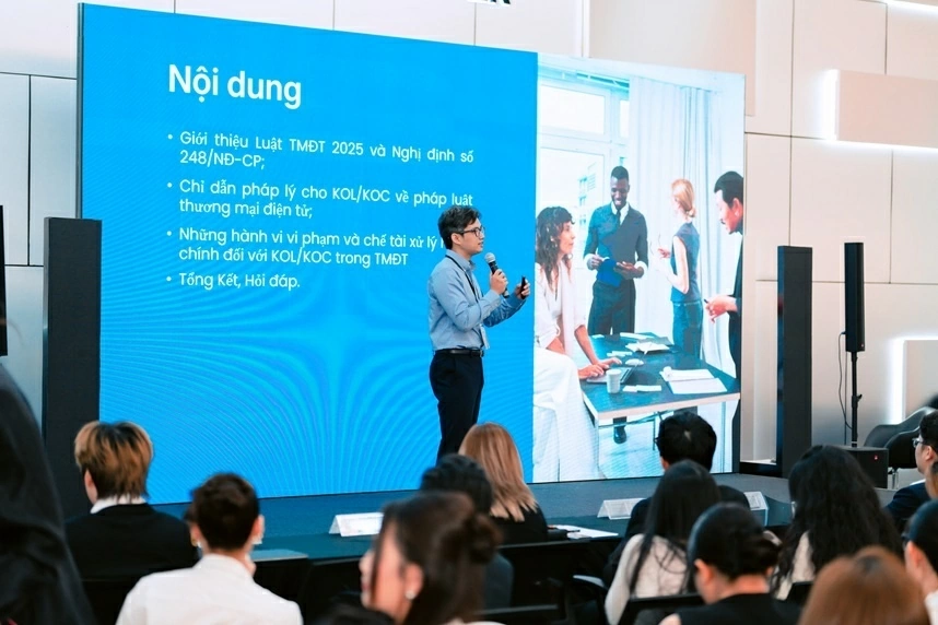 Nâng cao kiến thức về pháp luật và thuế trong thương mại điện tử cho các nhà sáng tạo bán hàng trực tuyến Nâng cao kiến thức về pháp luật và thuế trong thương mại điện tử cho các nhà sáng tạo bán hàng trực tuyến