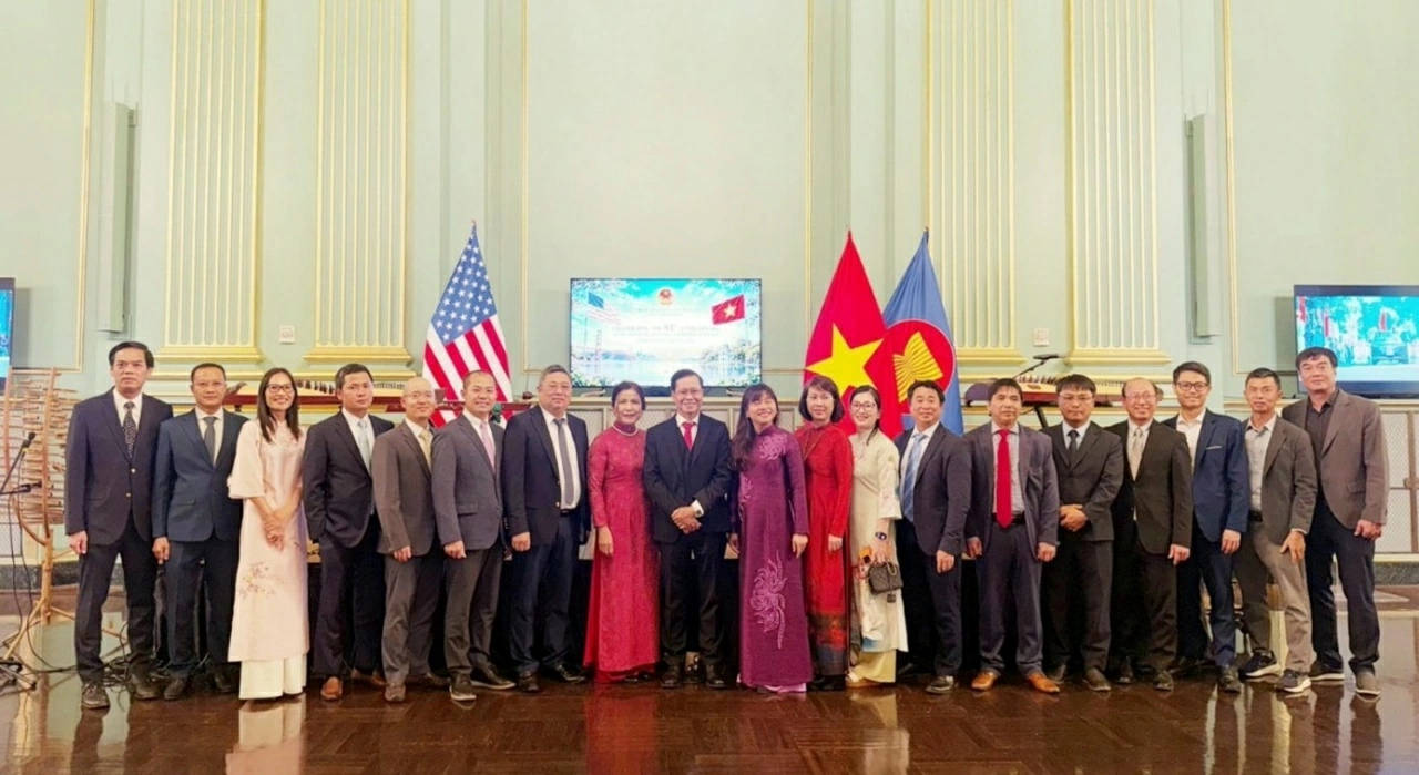 Kỷ niệm 81 năm Quốc khánh Việt Nam tại San Francisco: Những nhịp cầu lịch sử nối quá khứ với tương lai Kỷ niệm 81 năm Quốc khánh Việt Nam tại San Francisco: Những nhịp cầu lịch sử nối quá khứ với tương lai