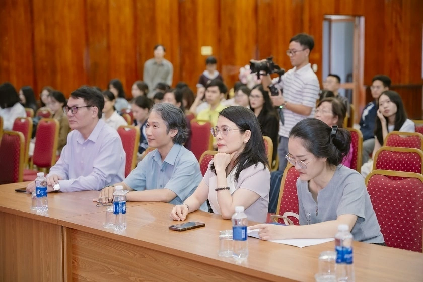 Ferdydurke đưa tiếng nói khác biệt của văn chương Ba Lan đến Việt Nam Ferdydurke đưa tiếng nói khác biệt của văn chương Ba Lan đến Việt Nam