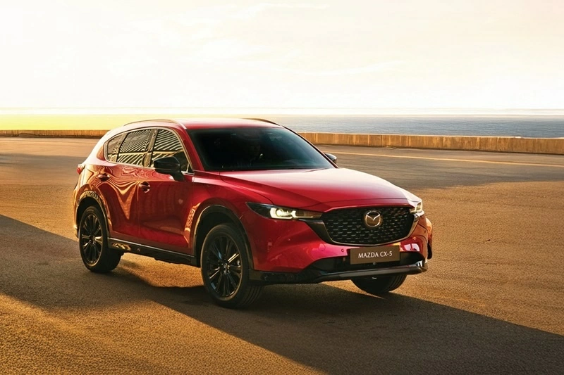 Top 5 xe đa dụng cỡ trung b&aacute;n chạy nhất th&aacute;ng 8/2026: Mazda CX-5 vươn l&ecirc;n dẫn đầu.