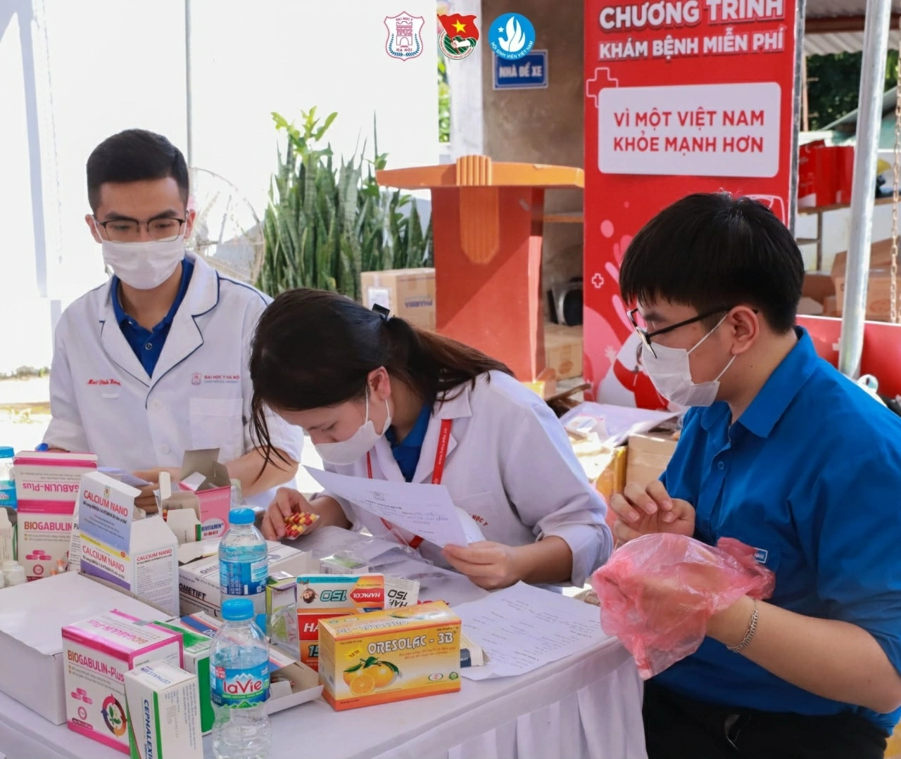 Chăm sóc sức khoẻ cho phụ nữ và trẻ em tại khu vực miền núi, biên giới