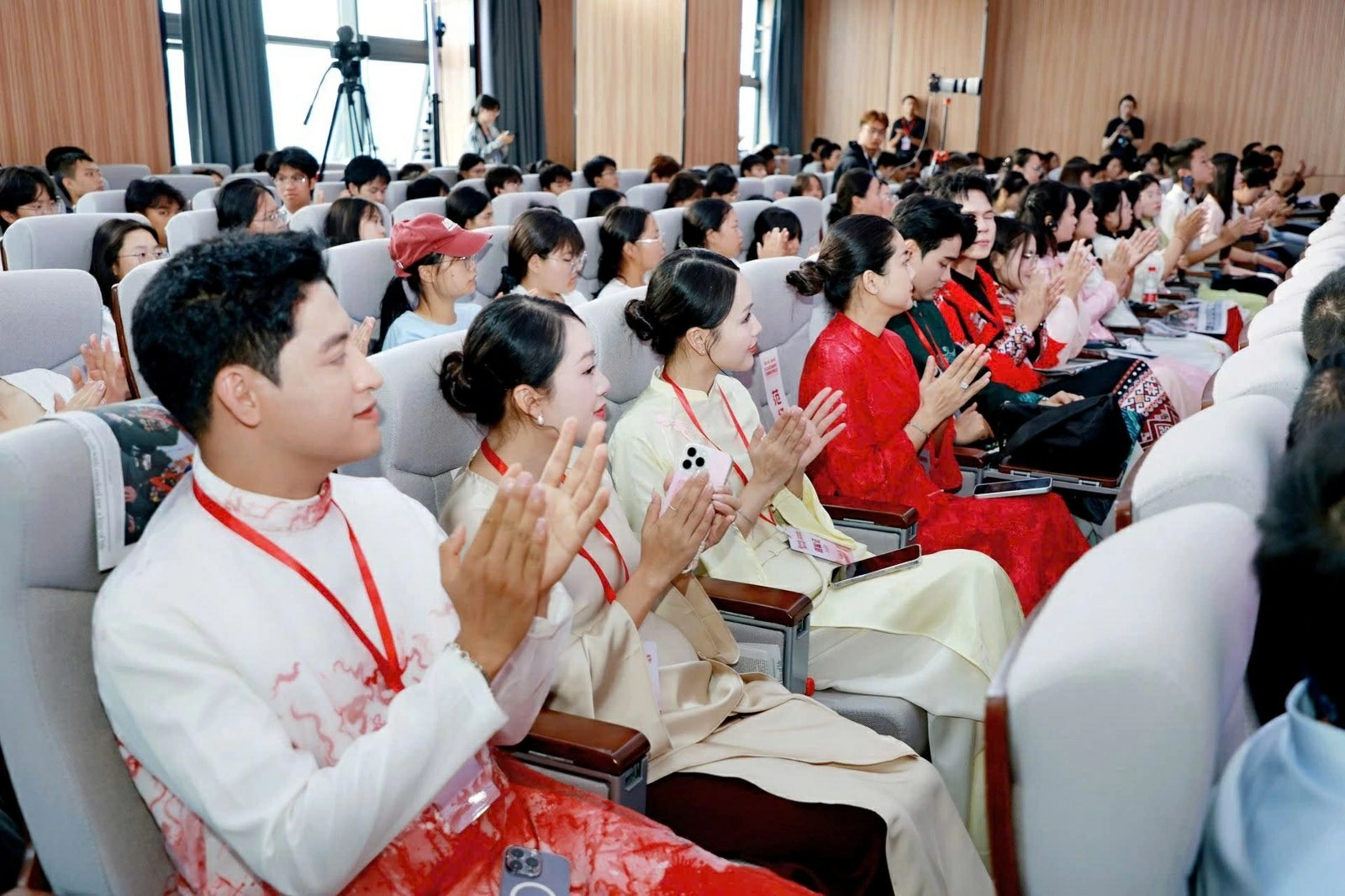 Thanh niên Việt-Trung đối thoại về truyền thống hữu nghị và trách nhiệm thế hệ mới