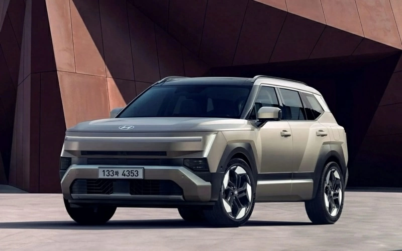 Hyundai đồng thời điều chỉnh kết cấu cửa sau của Tucson 2027.