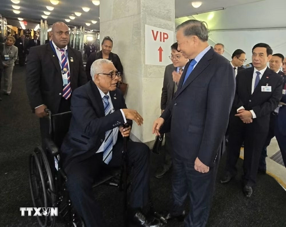 Tổng Bí thư, Chủ tịch nước Tô Lâm gặp lãnh đạo các nước dự Kỳ họp Đại hội đồng Liên hợp quốc khóa 81